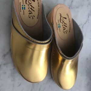 Gold Clogs - Lolita’s Brand